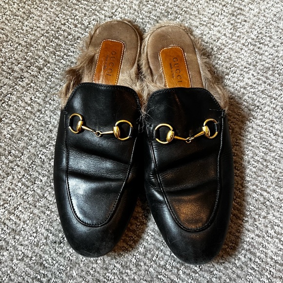 Gucci Princetown Black Leather Loafers with Gold Accents - Picture 1 of 9